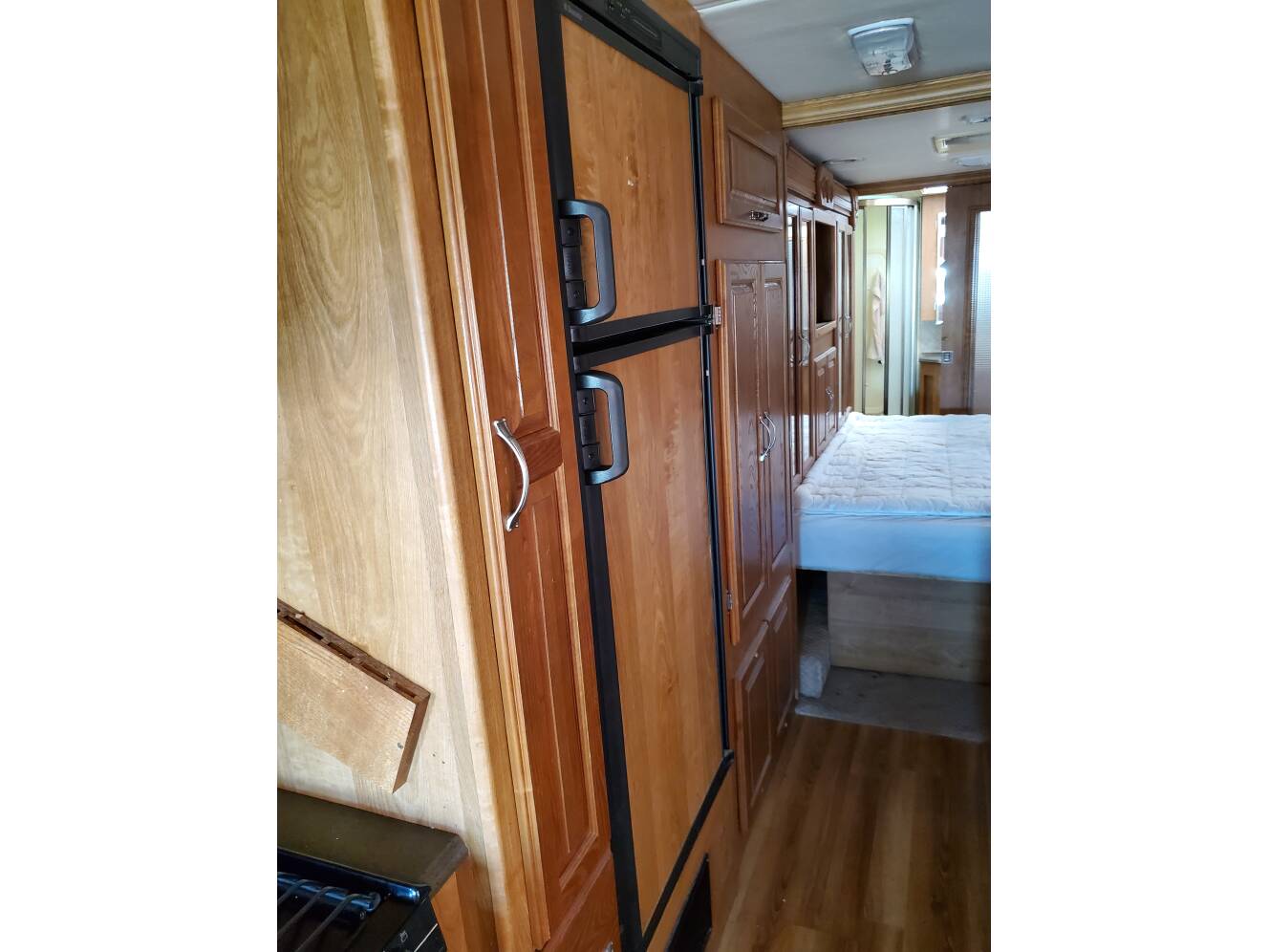 A photo of this 2007 Coachmen Aurora 3650TS