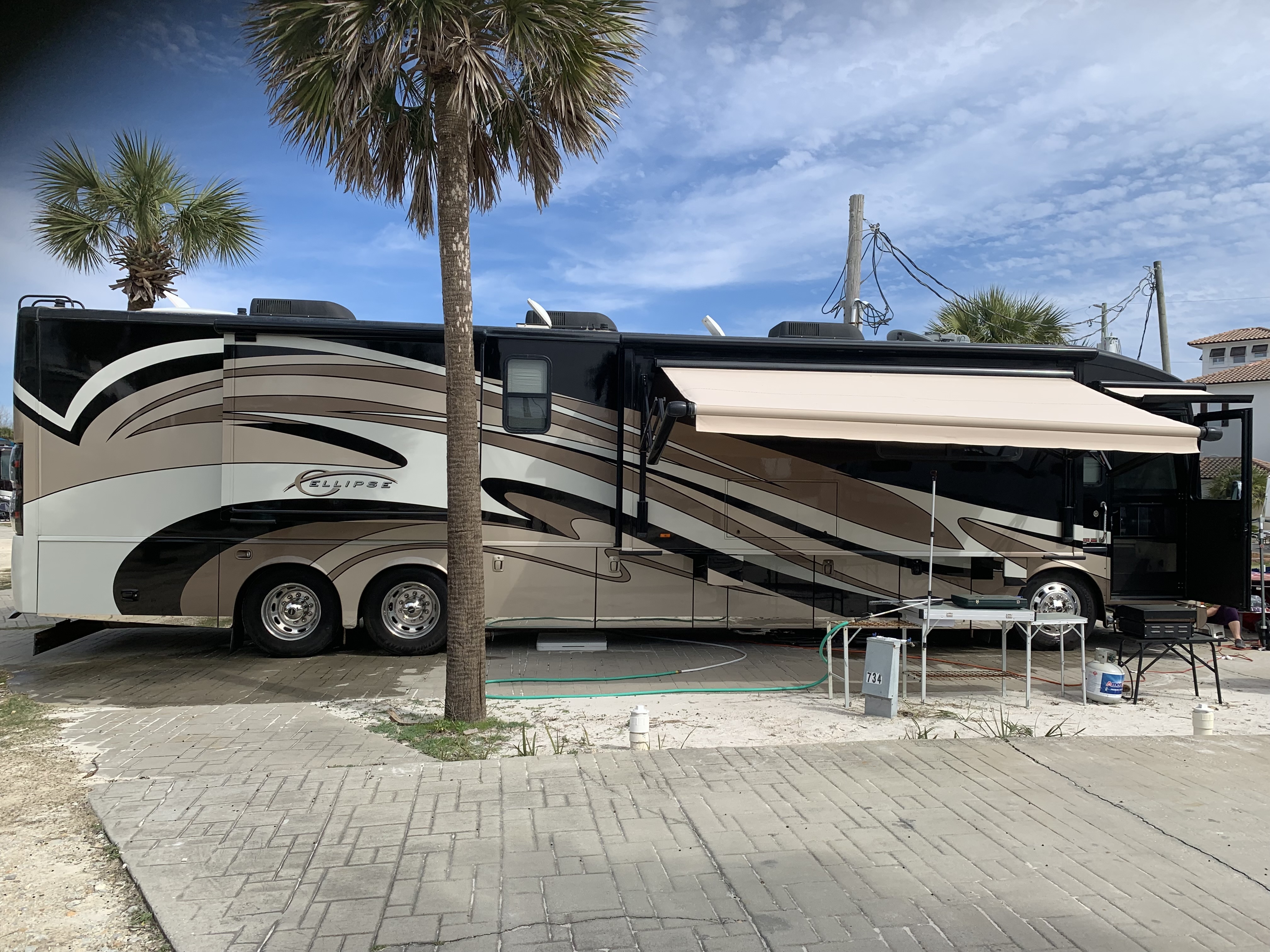 2011 Itasca ELLIPSE 42QD in cantonment FL