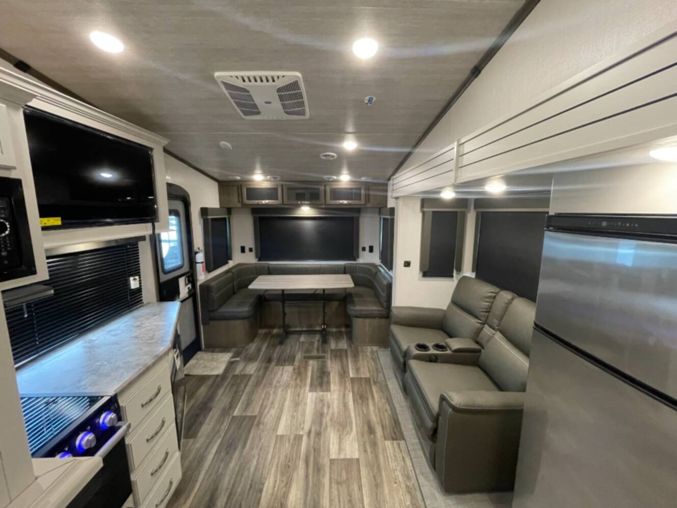 A photo of this 2022 Keystone COUGAR 24RDS