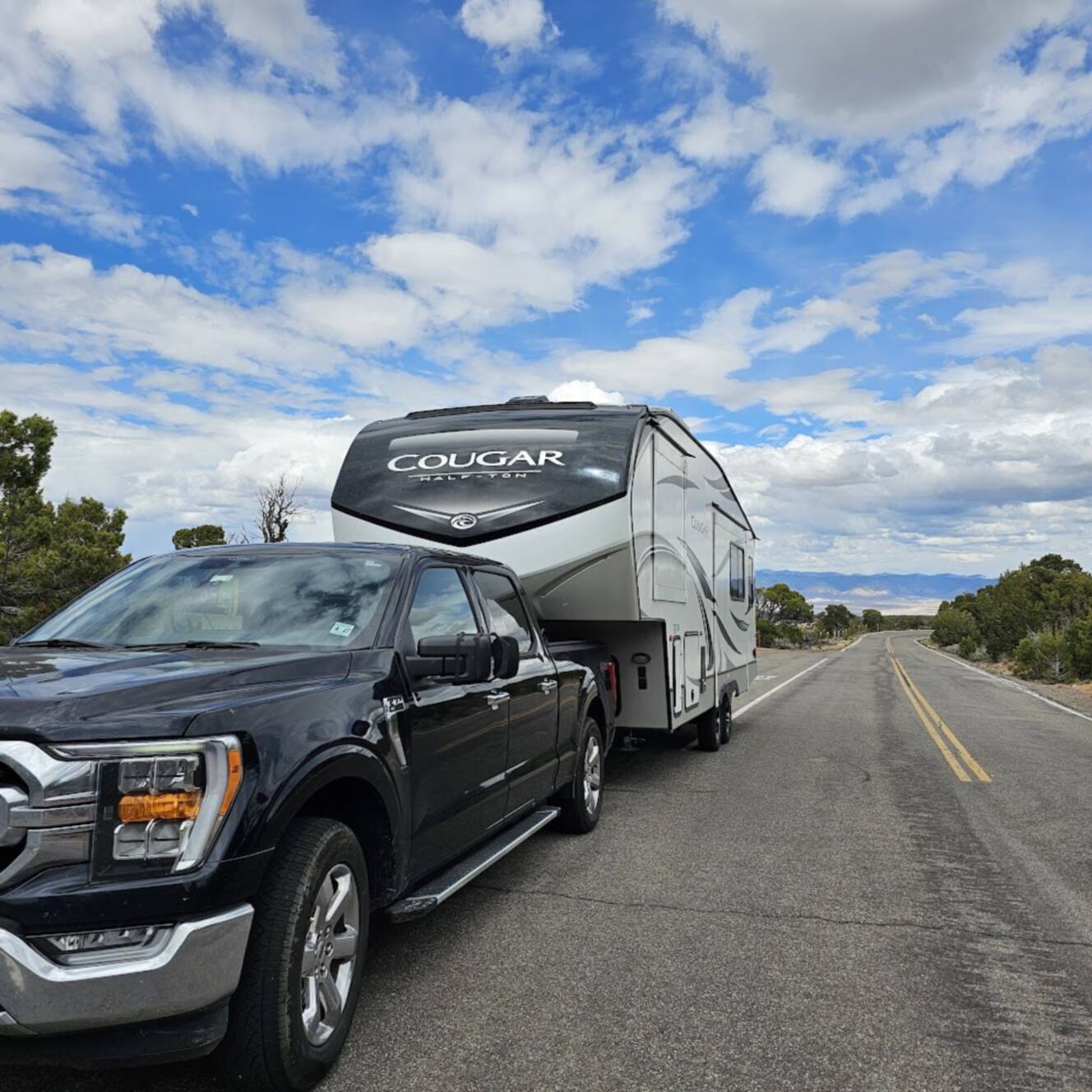 A photo of this 2022 Keystone COUGAR 24RDS