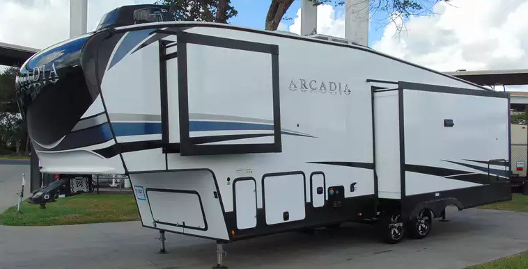 2023 Keystone ARCADIA SUPER LITE 332SLRL in loveland CO