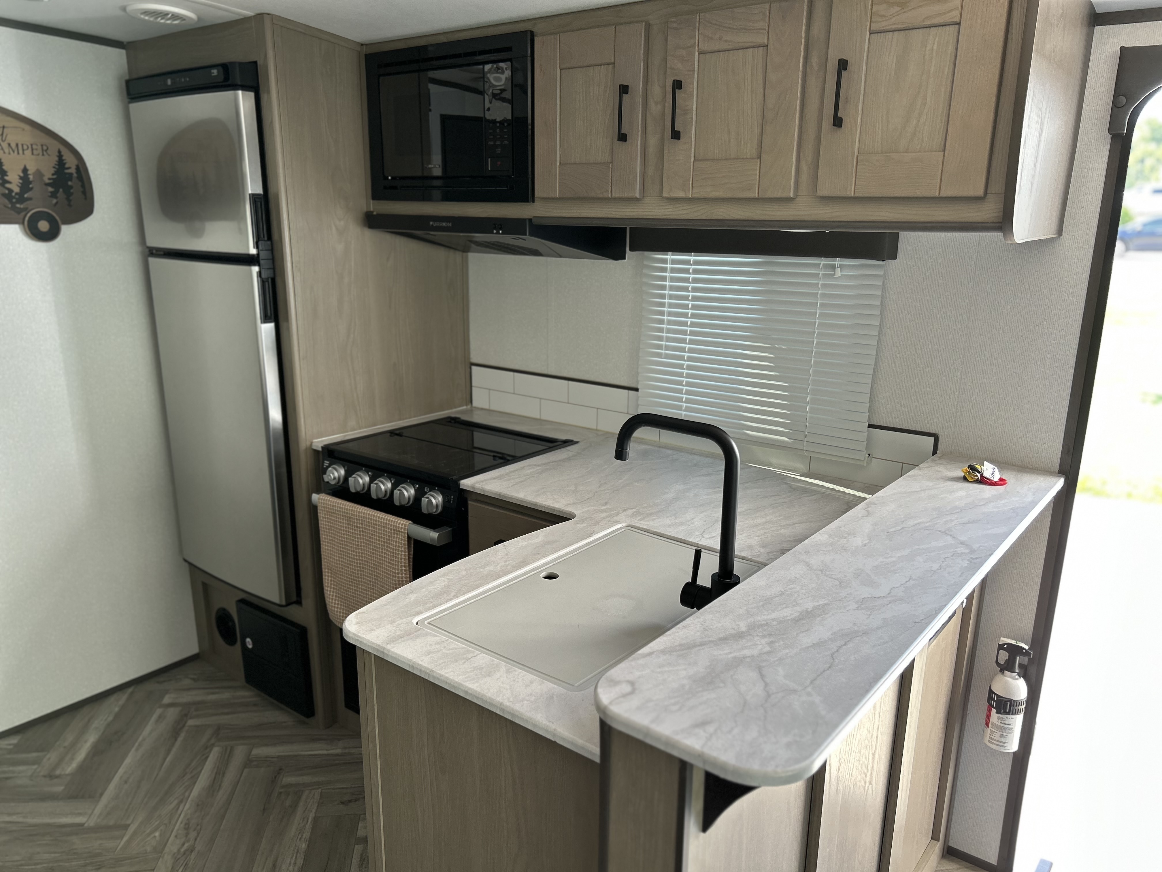 2021 Cruiser Rv Corp SHADOW CRUISER 257MKS in twin lakes WI