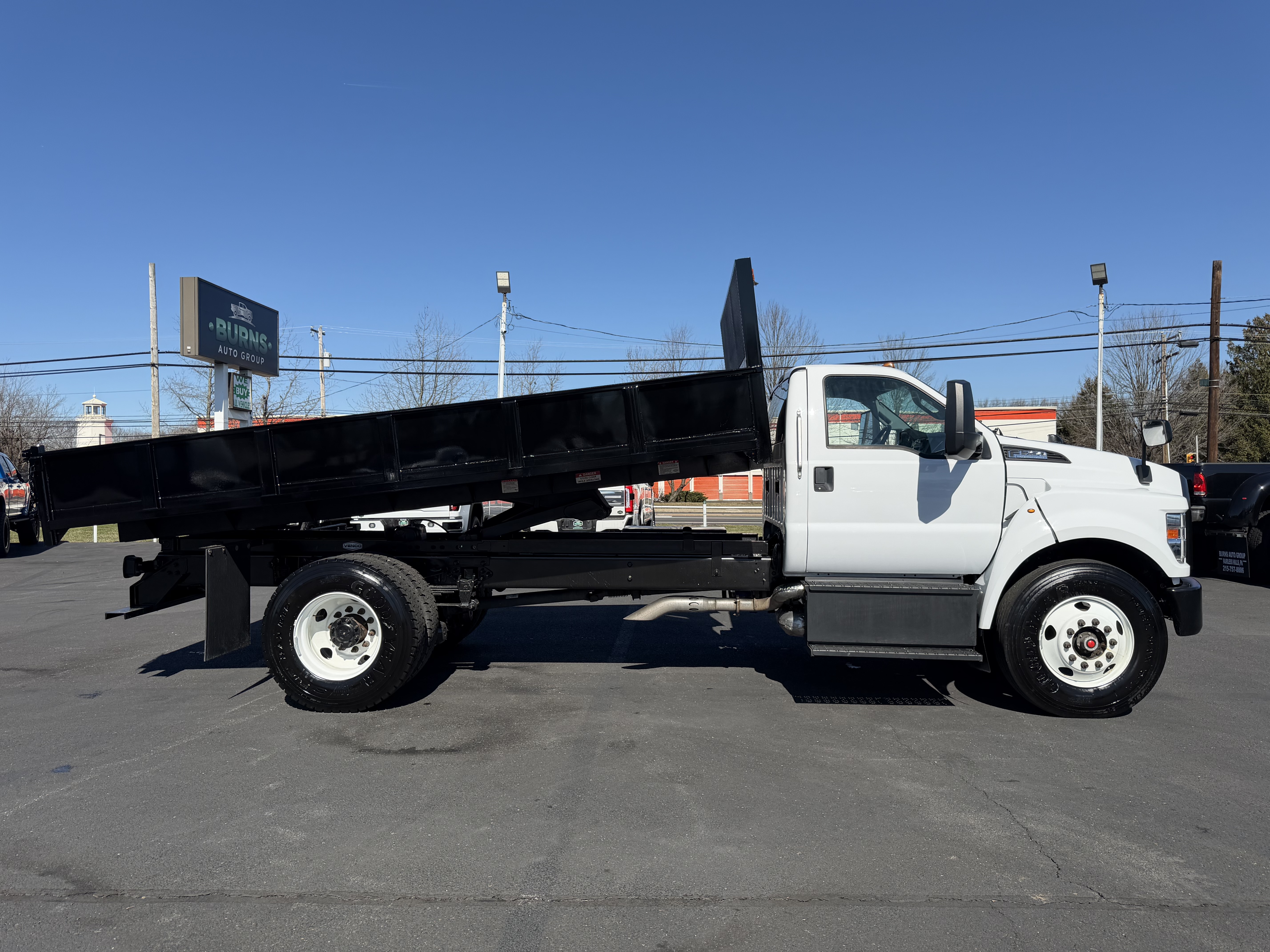2022 FORD F750 in Fairless Hills, PA