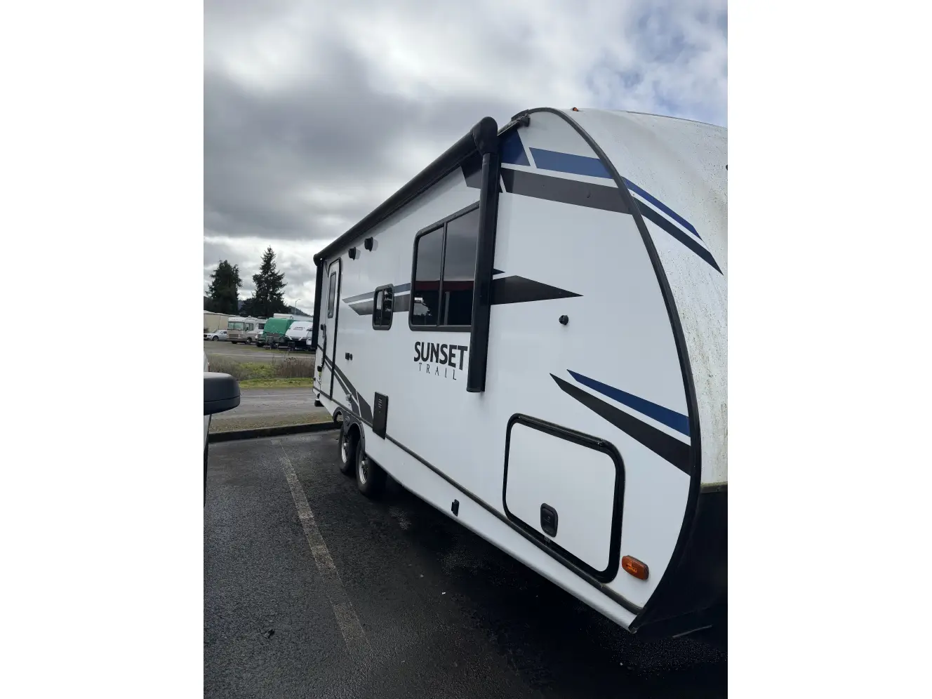 A photo of this 2021 Crossroads SUNSET TRAIL SS212RB