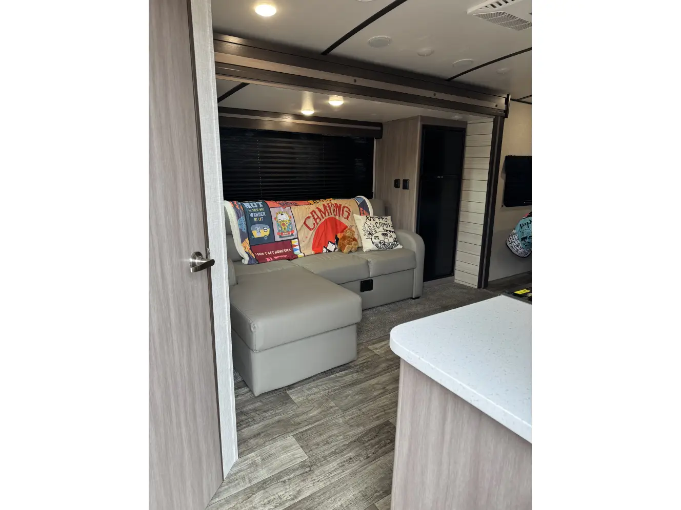 A photo of this 2021 Crossroads SUNSET TRAIL SS212RB