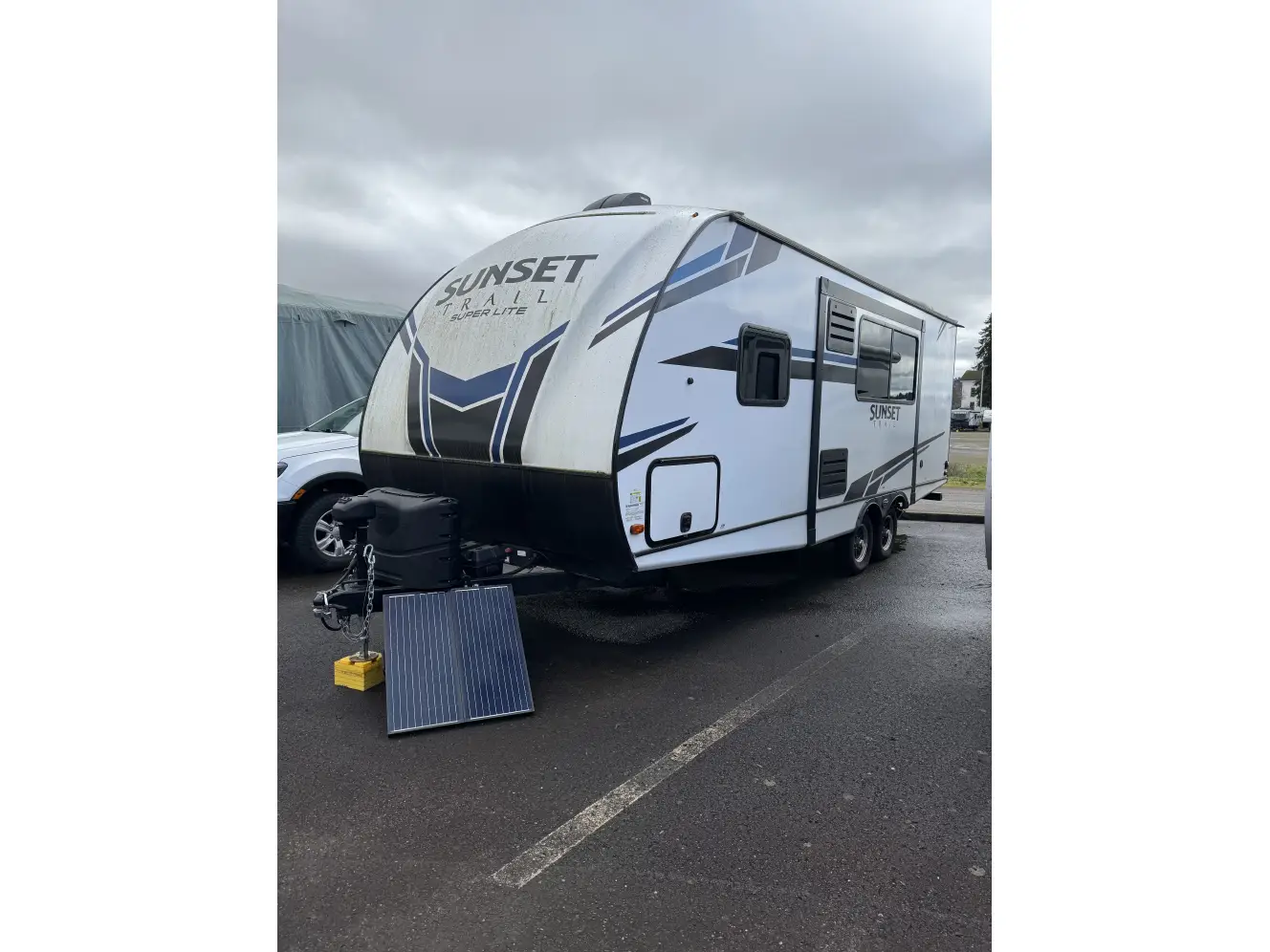 A photo of this 2021 Crossroads SUNSET TRAIL SS212RB