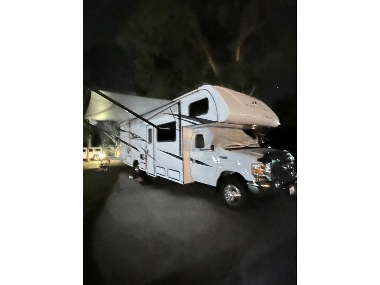 A photo of this 2023 East To West ENTRADA 3100 FB