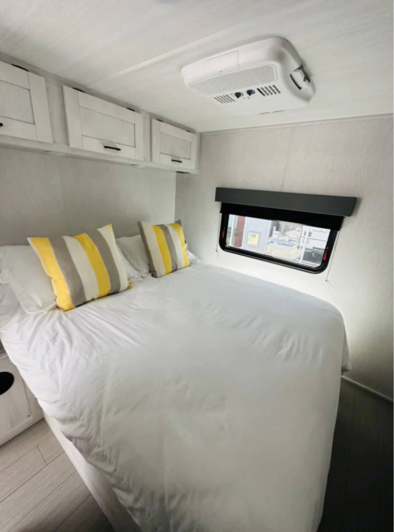 A photo of this 2023 East To West ENTRADA 3100 FB