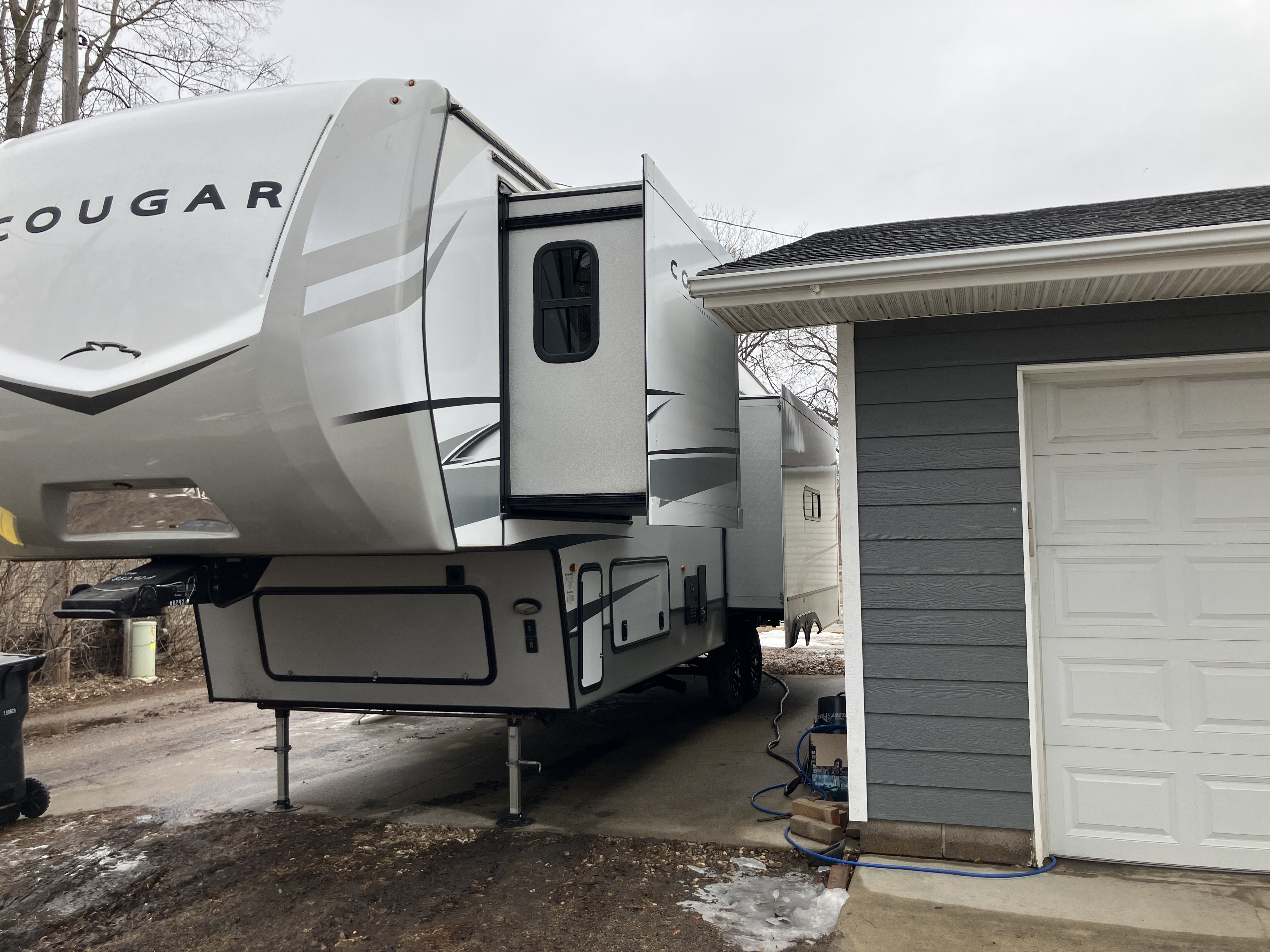 2023 Keystone COUGAR 316RLS RV
