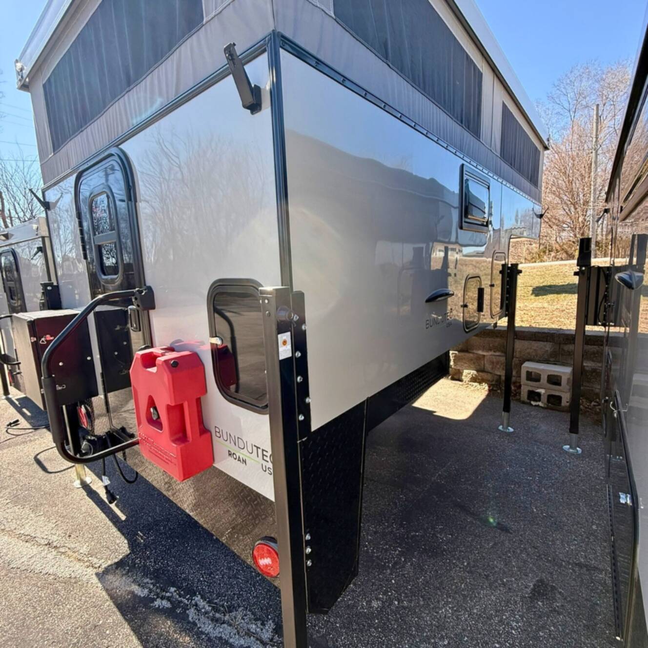 A photo of this 2026 Bundutecusa ROAN