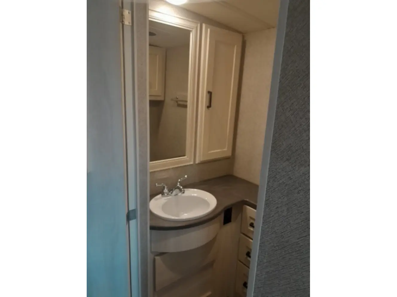 A photo of this 2021 Winnebago ADVENTURER 36Z