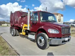 2015 FREIGHTLINER M2