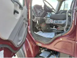 2015 FREIGHTLINER M2