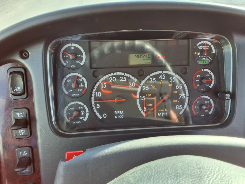 2015 FREIGHTLINER M2