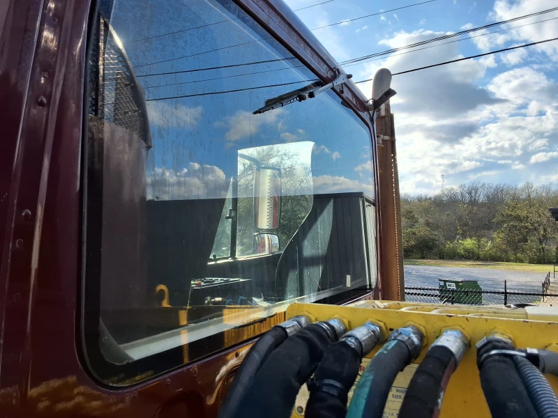 2015 FREIGHTLINER M2