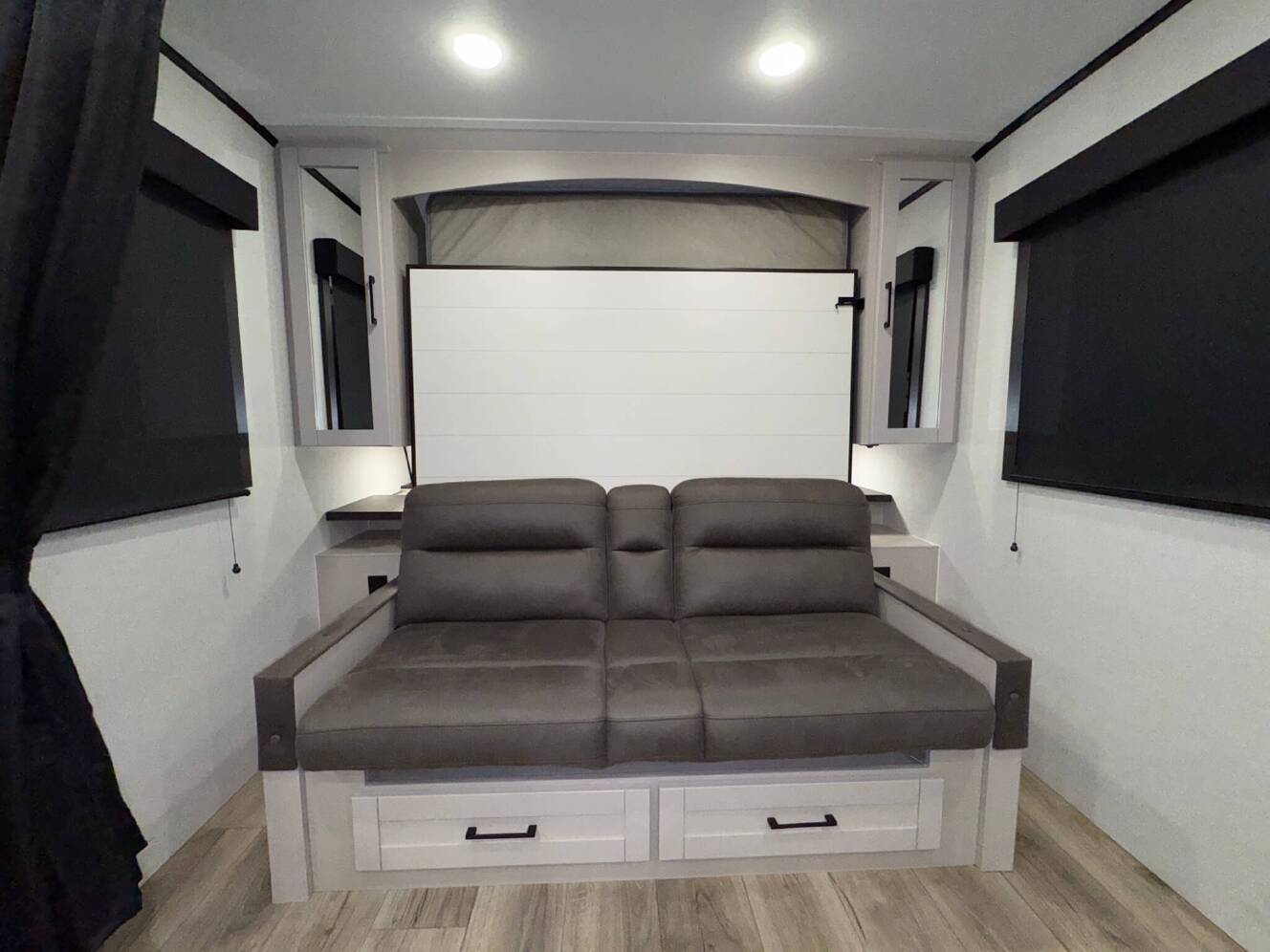 A photo of this 2026 Jayco Jay Feather 23MBD