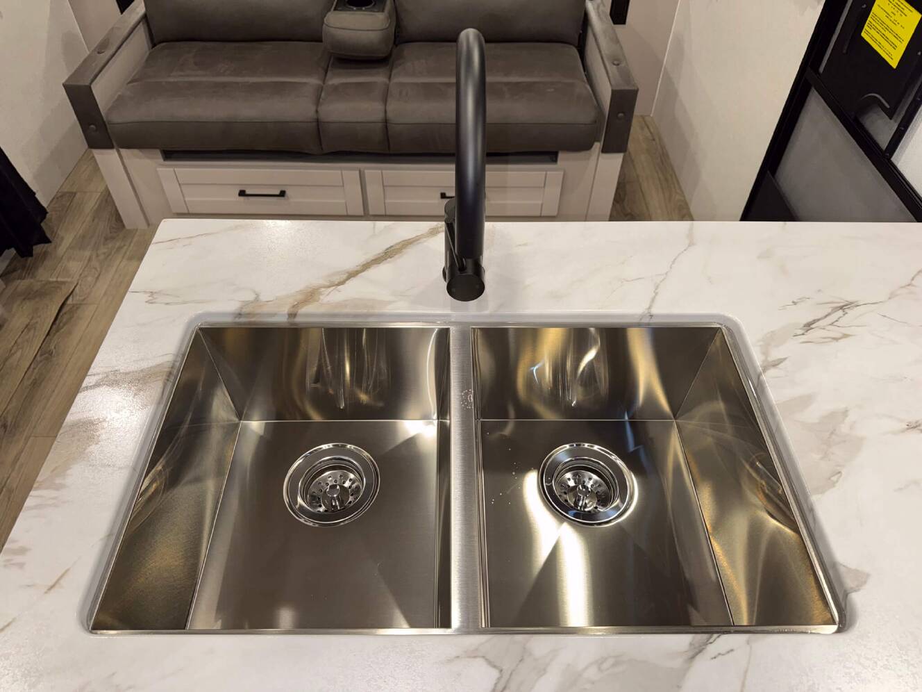 A photo of this 2026 Jayco Jay Feather 23MBD