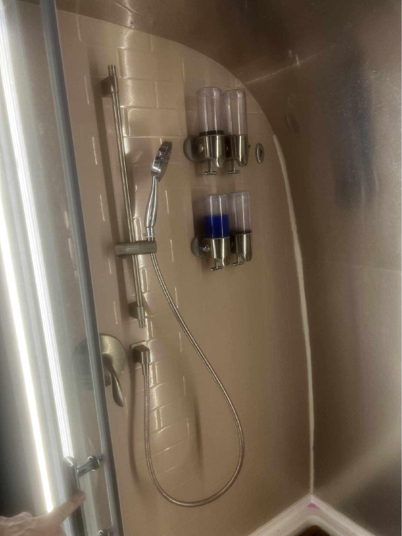 A photo of this 2020 Airstream CLASSIC 33FB TWIN