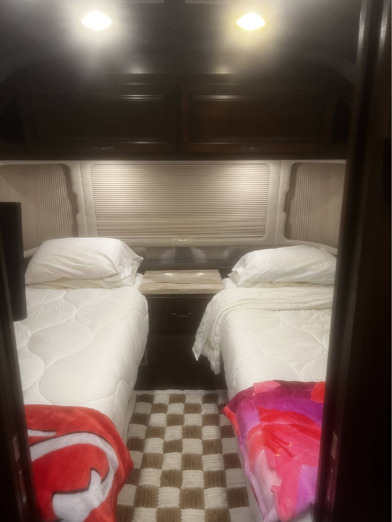 A photo of this 2020 Airstream CLASSIC 33FB TWIN