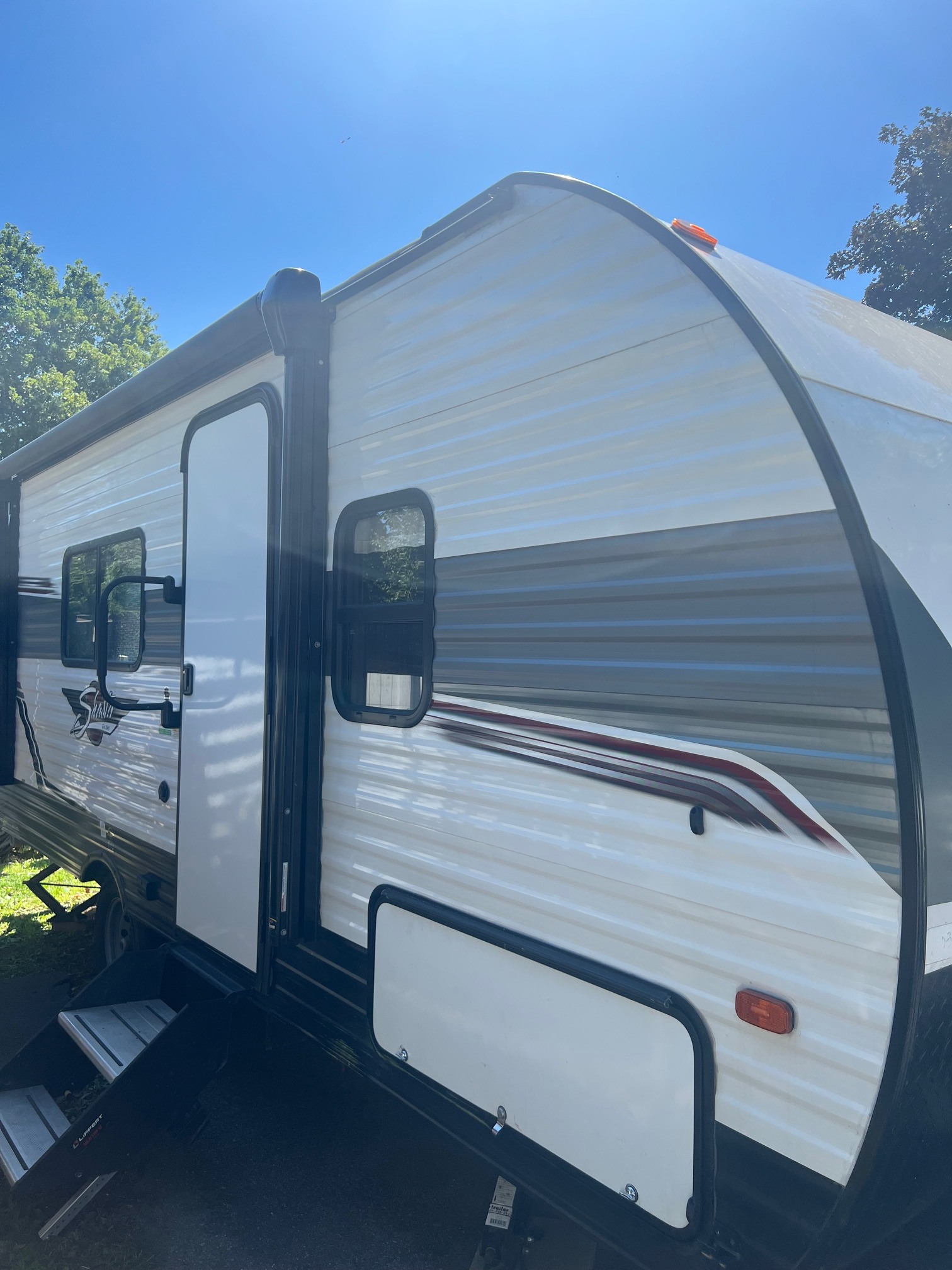 2022 Shasta OASIS 18FQ RV