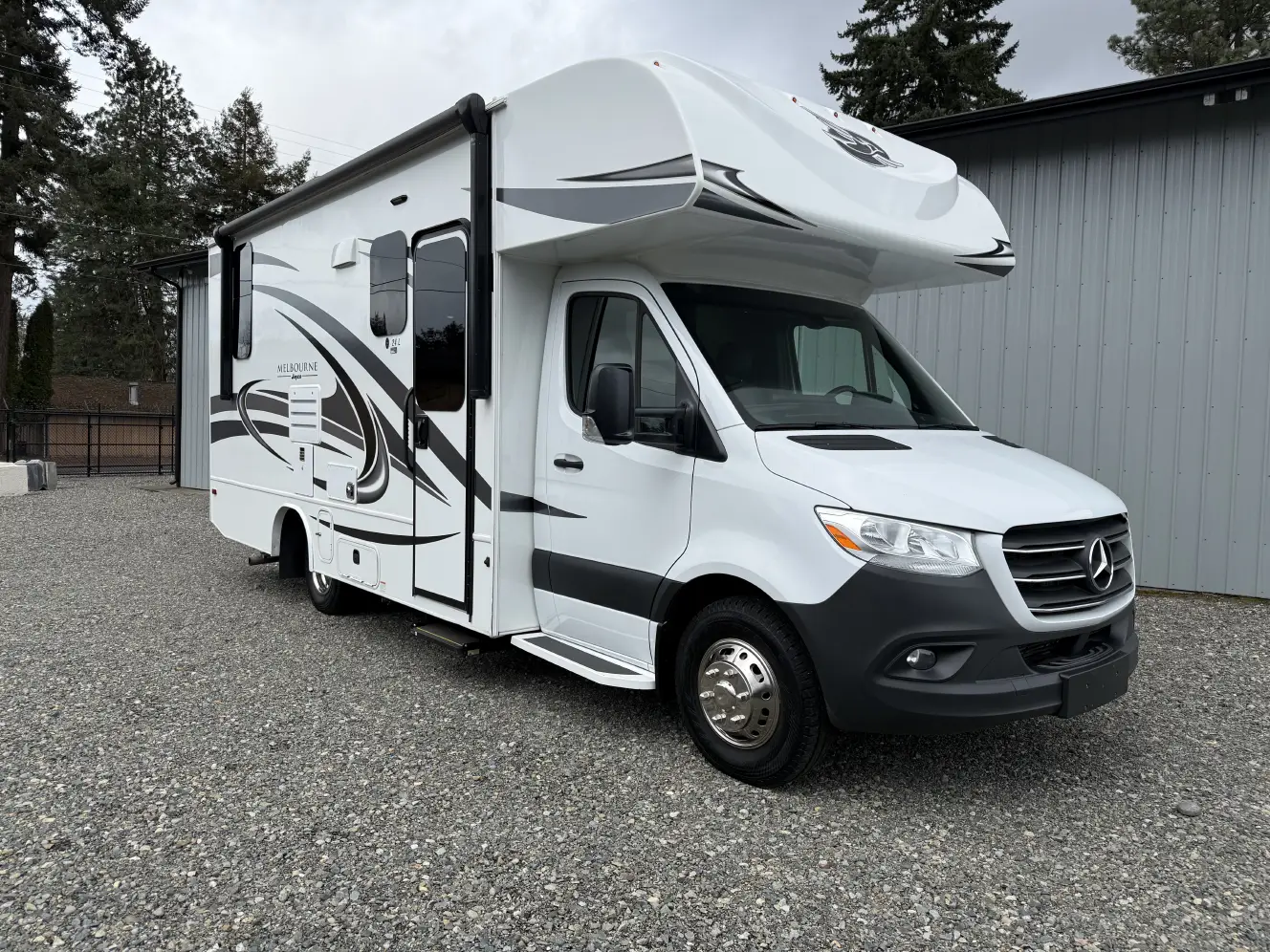 A photo of this 2021 Jayco MELBOURNE 24L