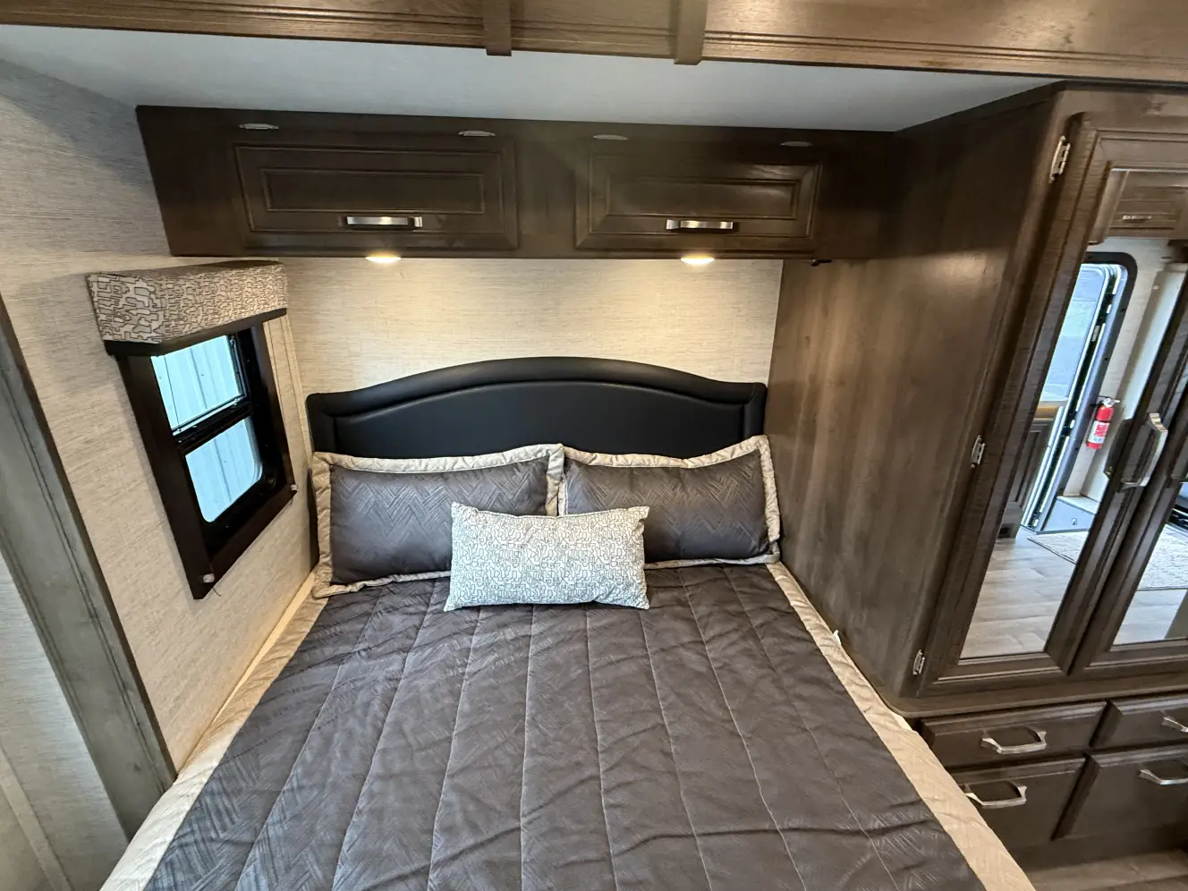 A photo of this 2021 Jayco MELBOURNE 24L