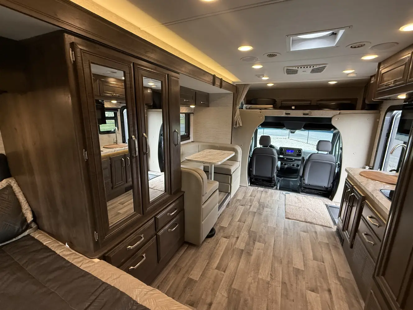 A photo of this 2021 Jayco MELBOURNE 24L