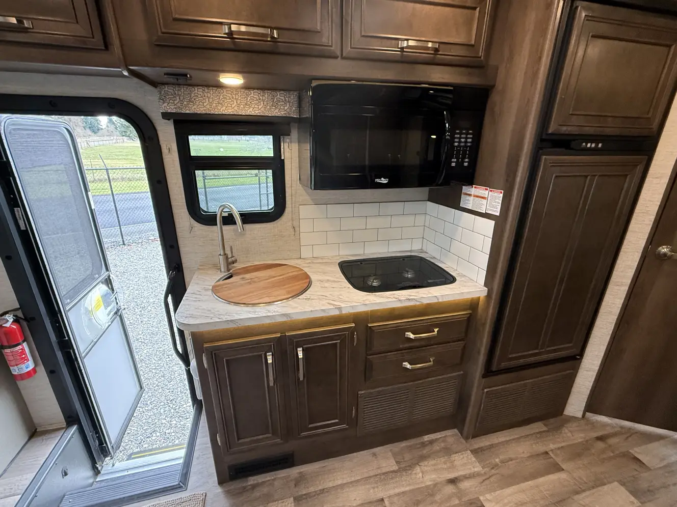 A photo of this 2021 Jayco MELBOURNE 24L