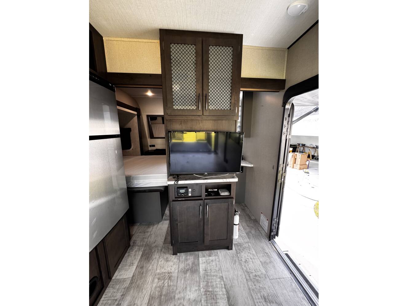 A photo of this 2022 Grand Design MOMENTUM G-CLASS 21G