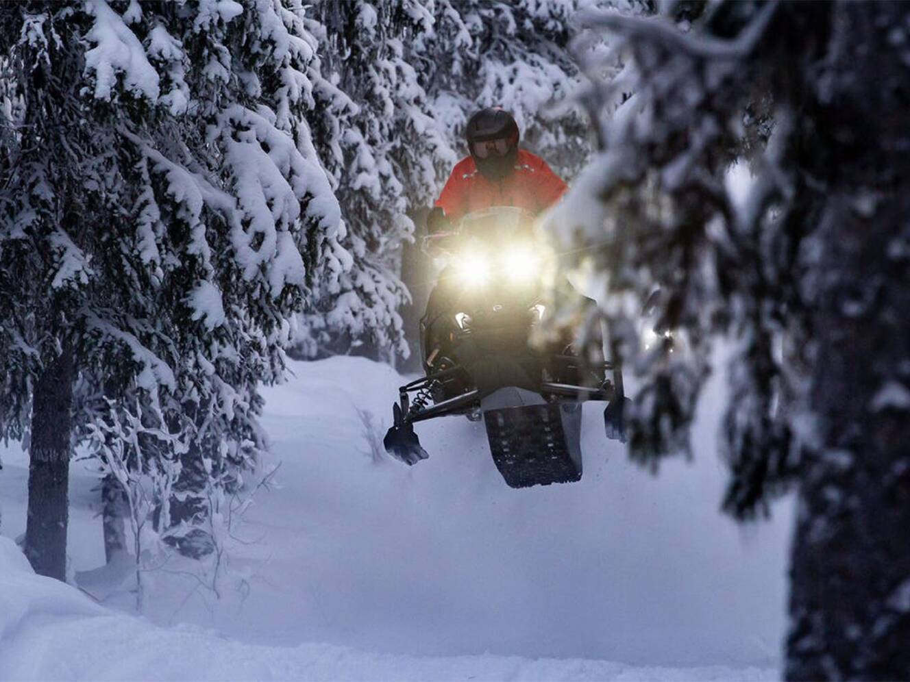 A photo of this 2026 Lynx Rave RE 850 E-TEC Turbo R w/ WIS Ice Ripper XT 1.5 SHO