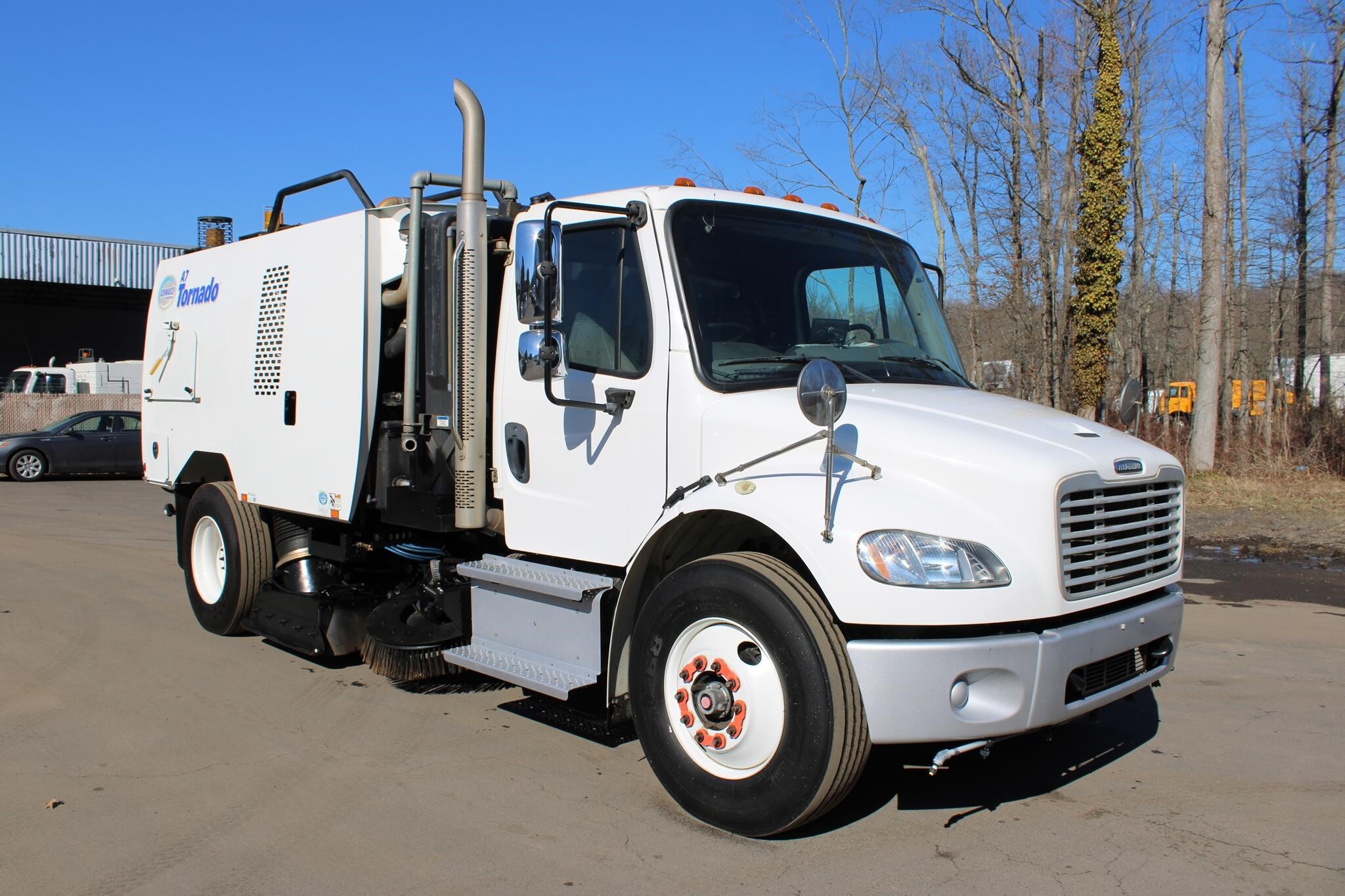 2016 FREIGHTLINER BUSINESS CLASS M2 106 in Langhorne, PA