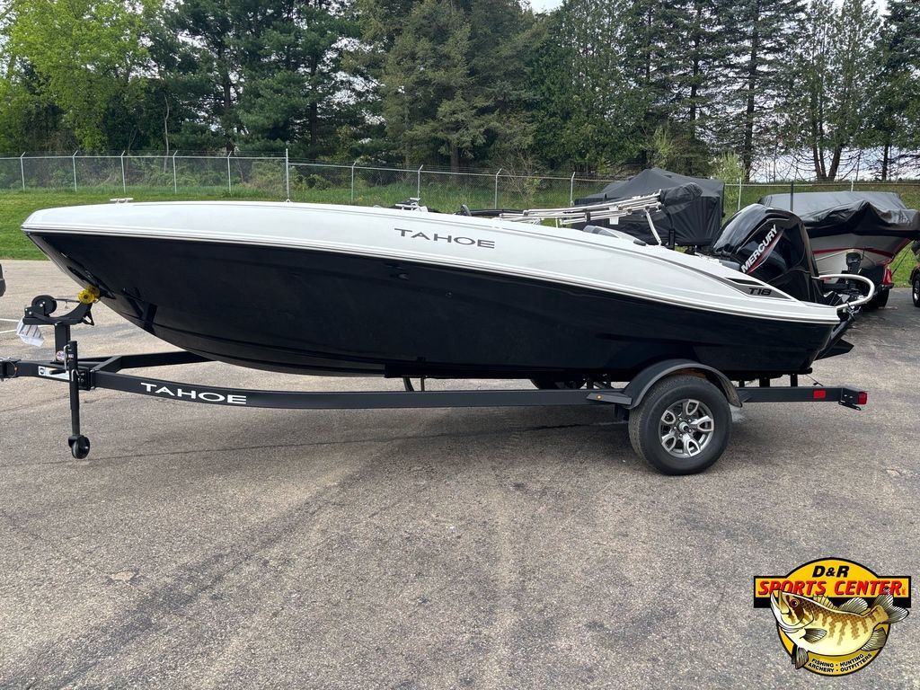 2026 Tahoe® T18 in kalamazoo MI