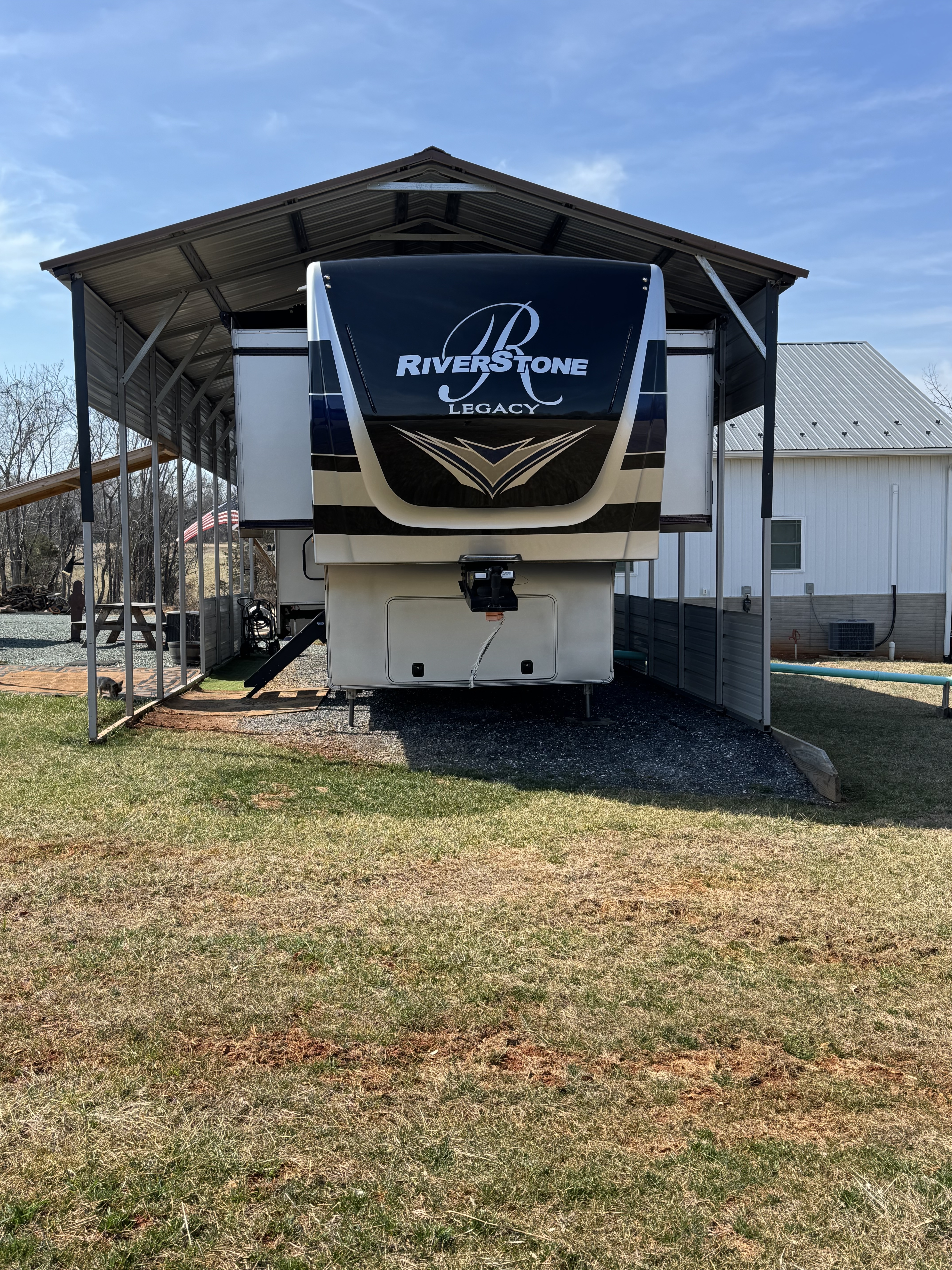 2020 Forest River RIVERSTONE LEGACY 39FK RV