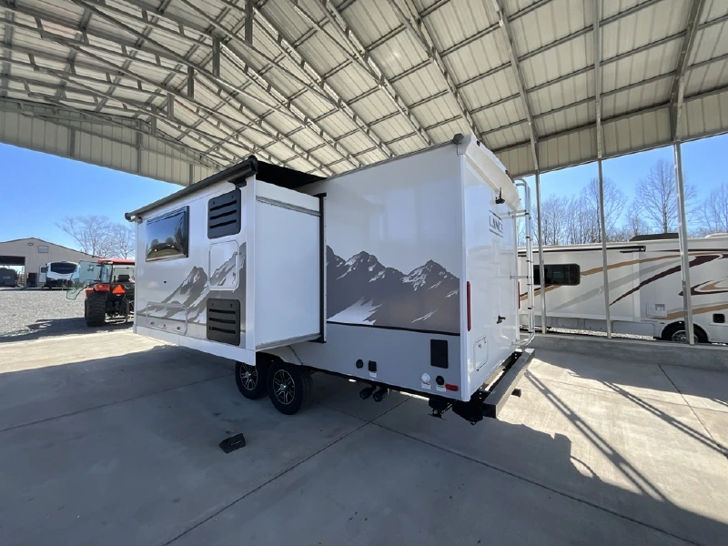 2026 LANCE 2255 TRAVEL TRAILER