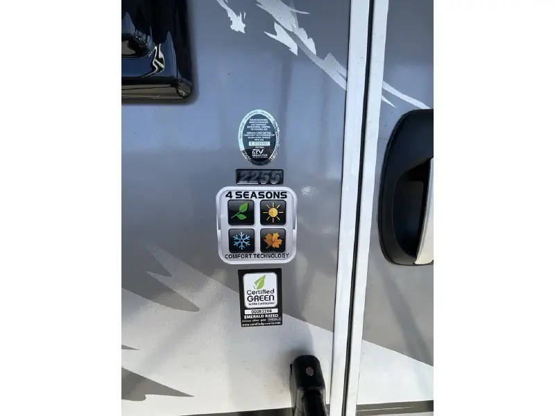 2026 LANCE 2255 TRAVEL TRAILER