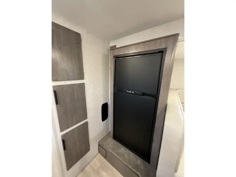 2026 LANCE 2255 TRAVEL TRAILER