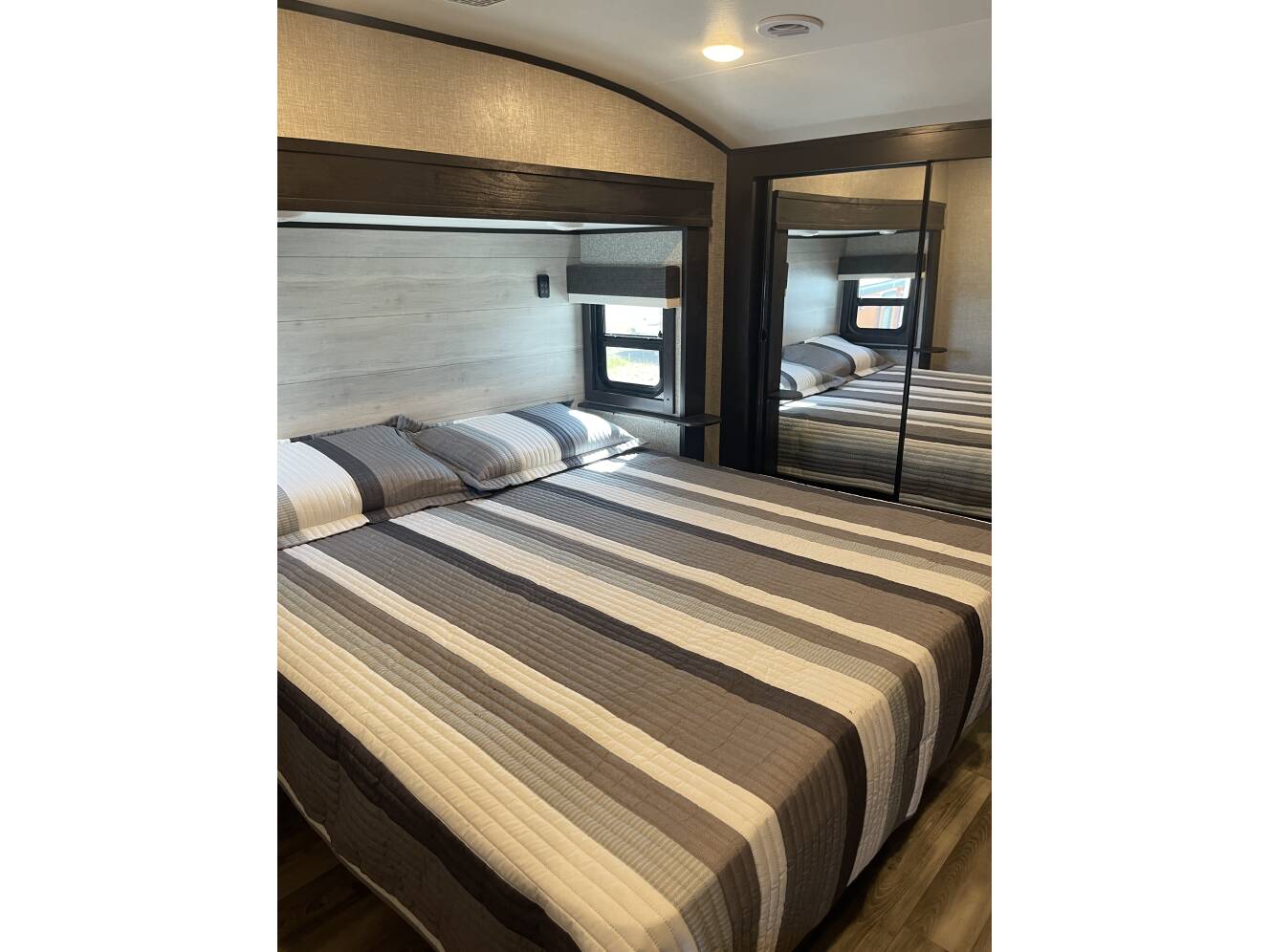 A photo of this 2022 Jayco Eagle