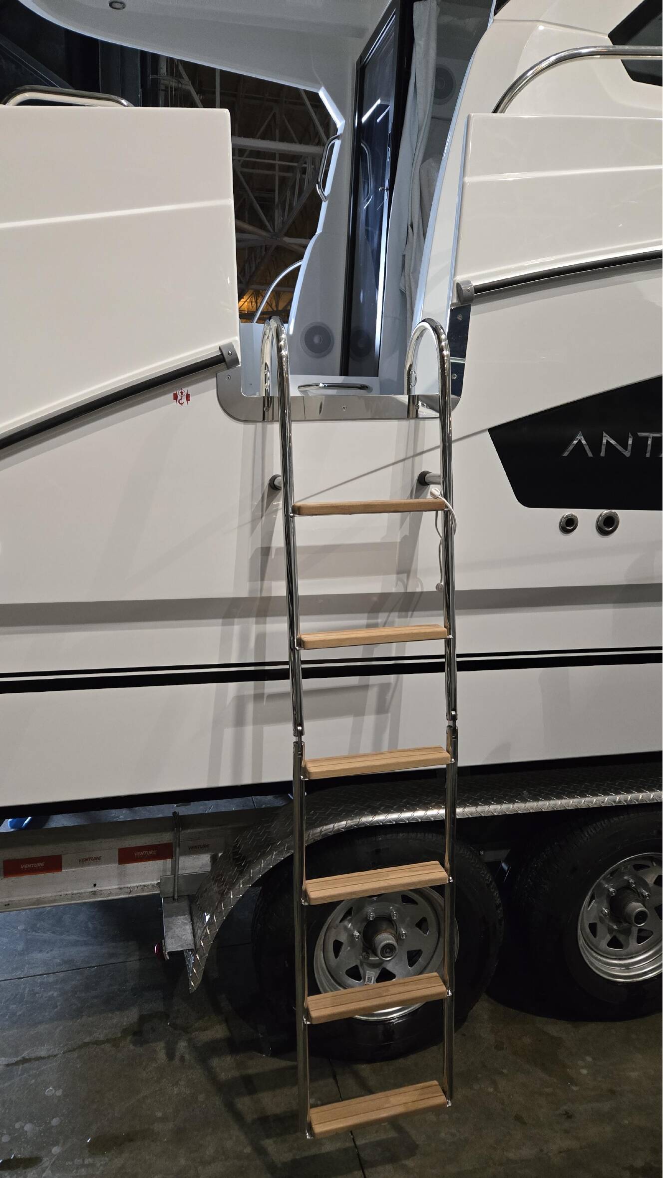 A photo of this 2026 Beneteau Antares 9