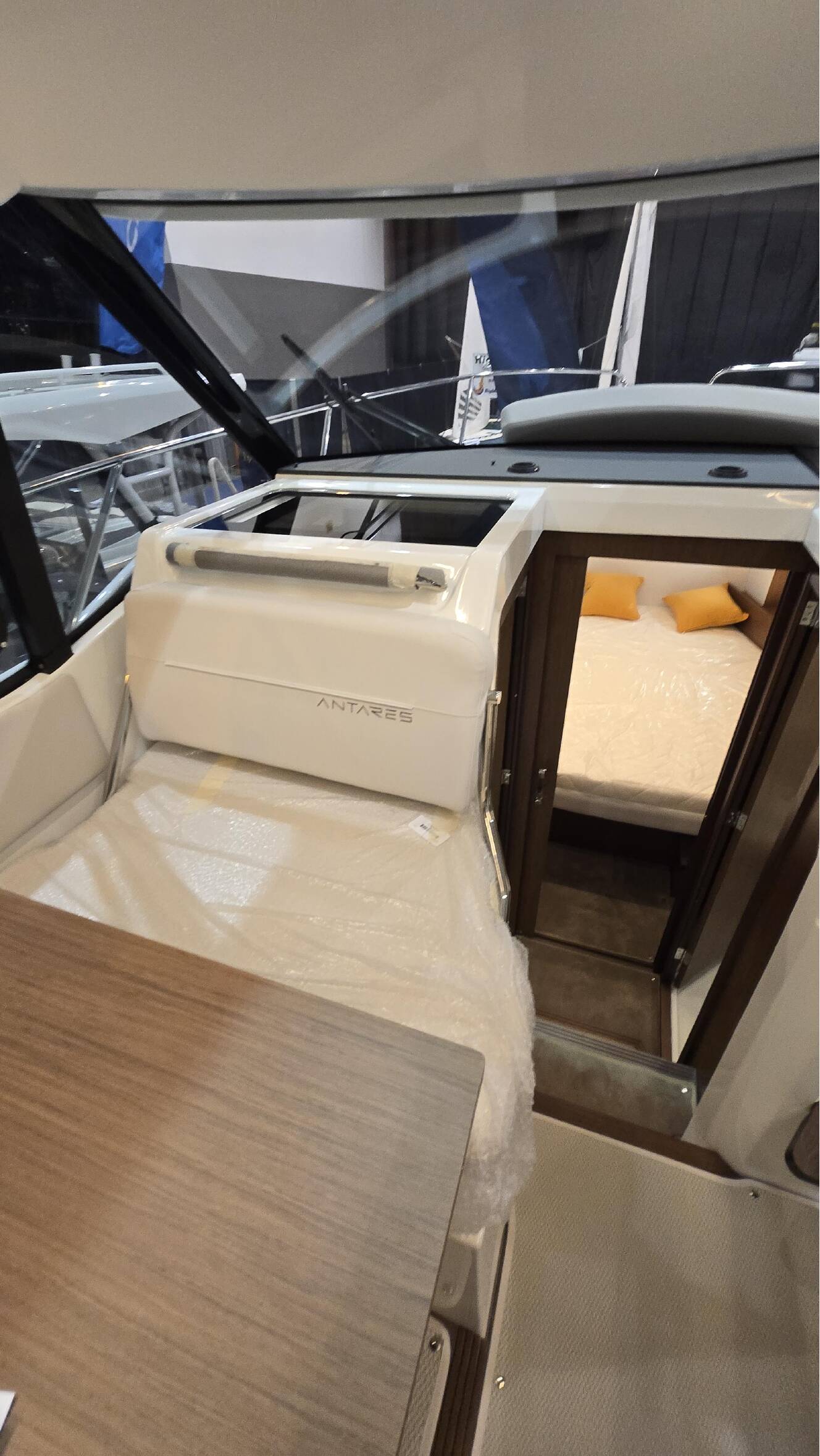 A photo of this 2026 Beneteau Antares 9
