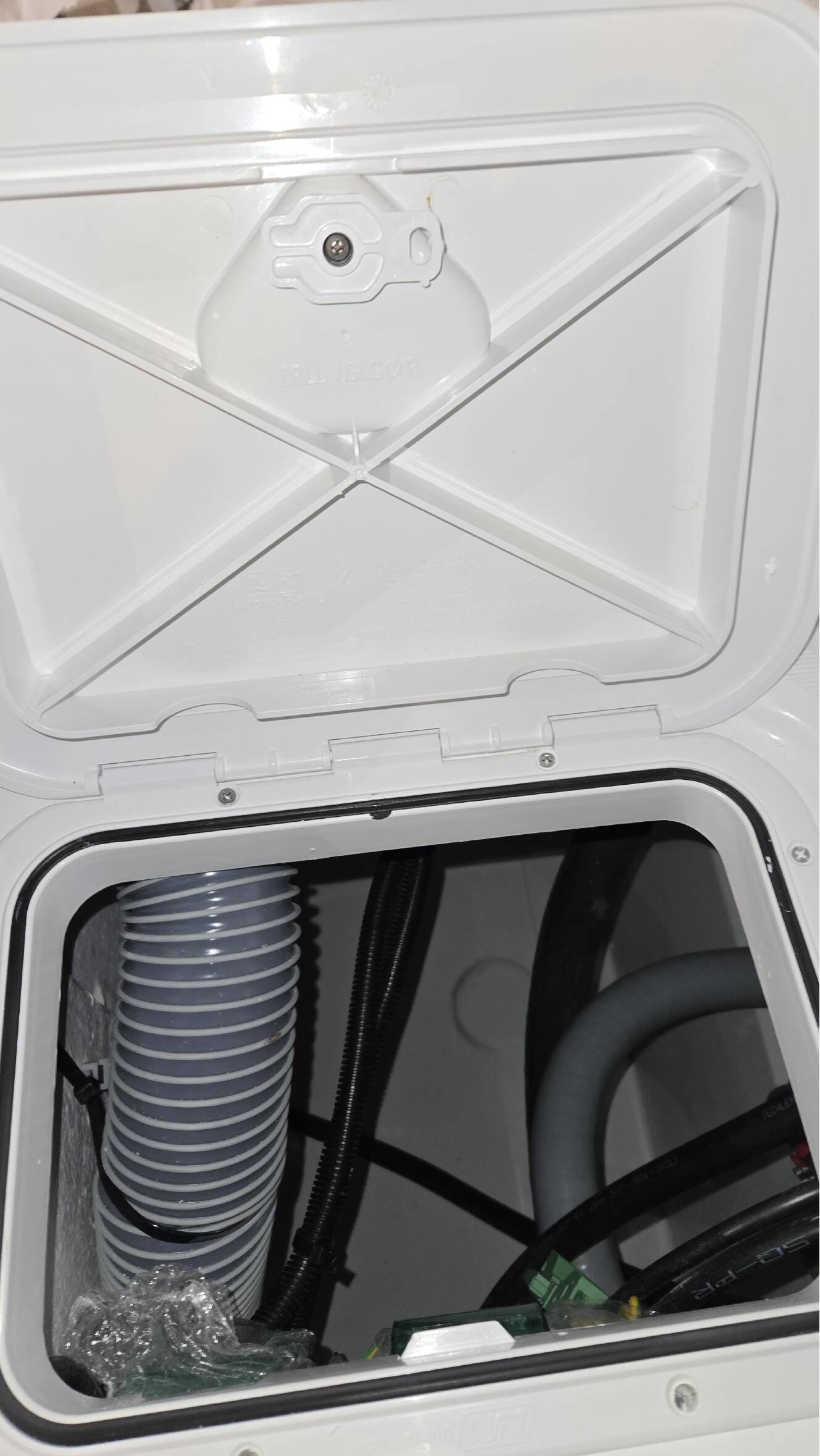 A photo of this 2026 Beneteau Antares 9
