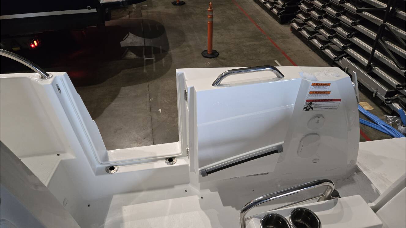 A photo of this 2026 Beneteau Antares 9