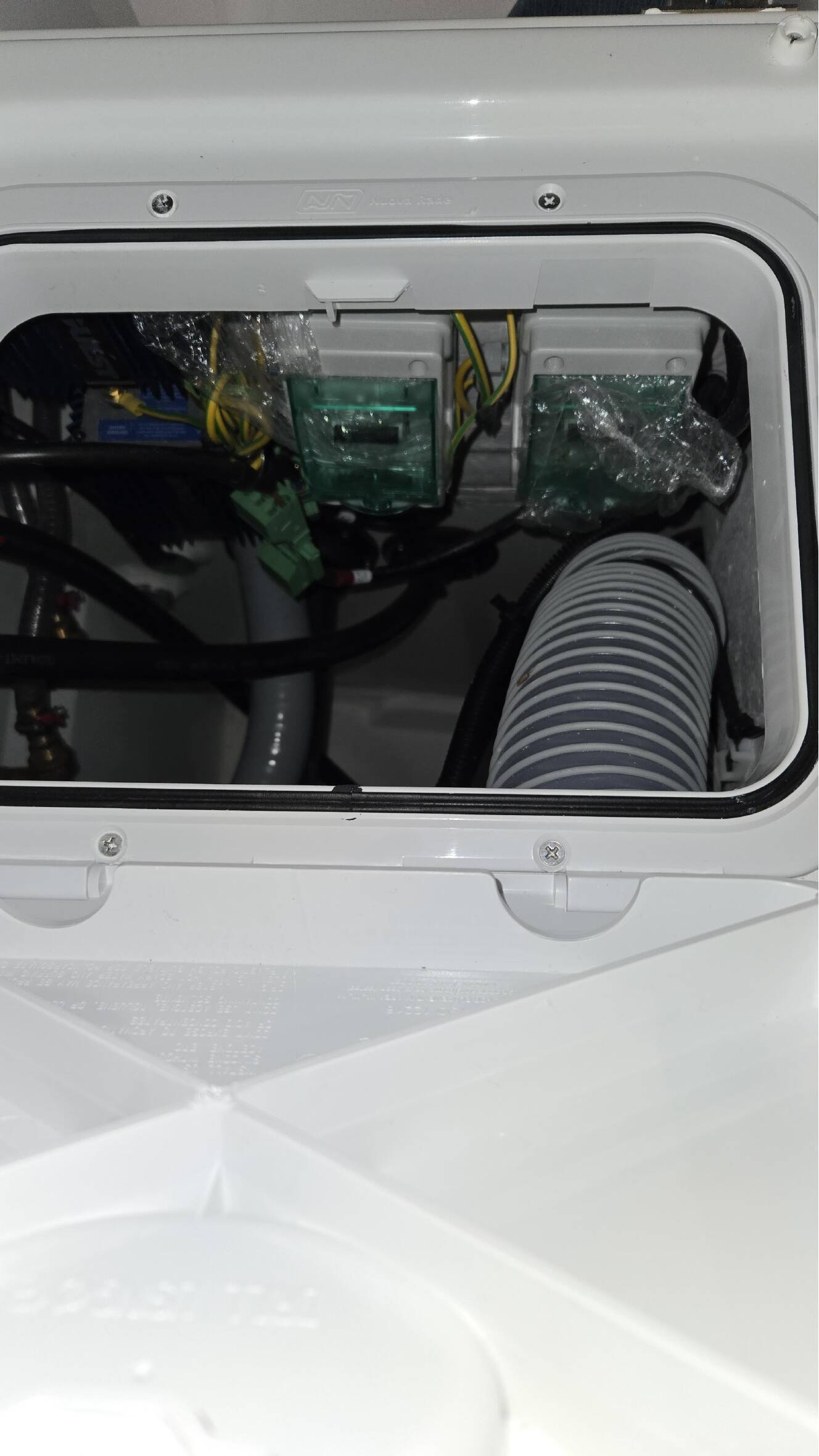 A photo of this 2026 Beneteau Antares 9