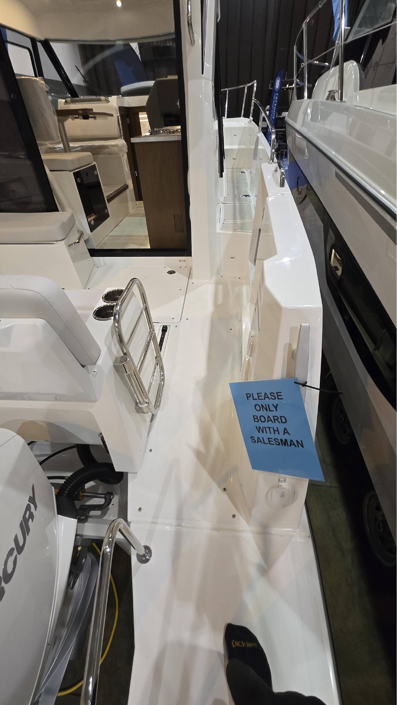 A photo of this 2026 Beneteau Antares 9