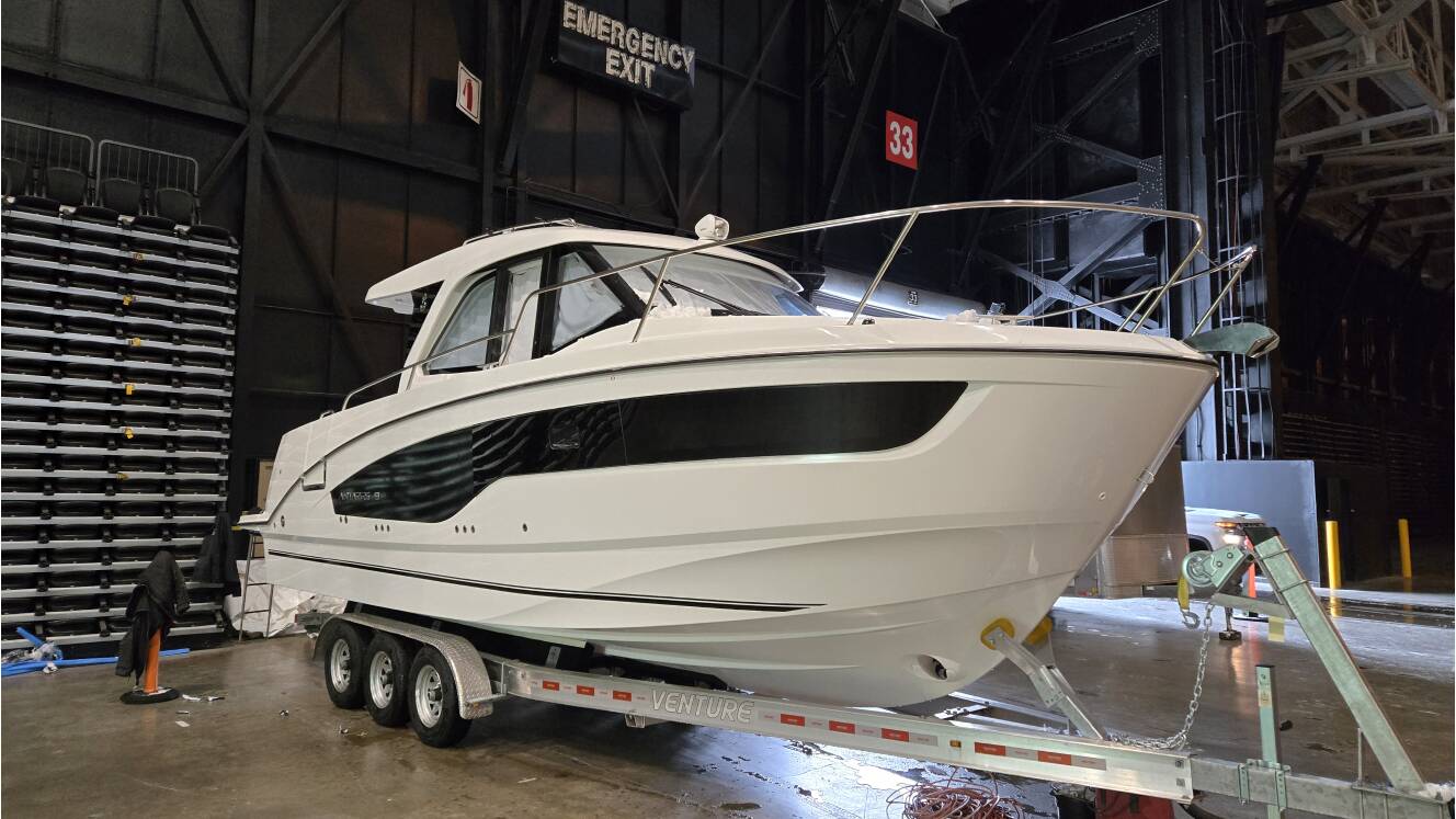 A photo of this 2026 Beneteau Antares 9