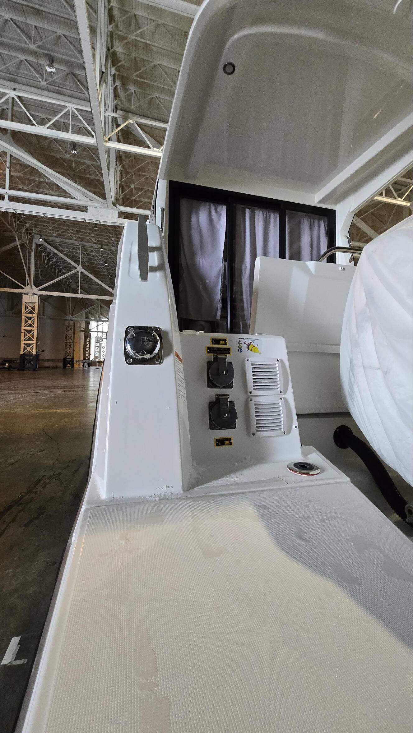 A photo of this 2026 Beneteau Antares 9