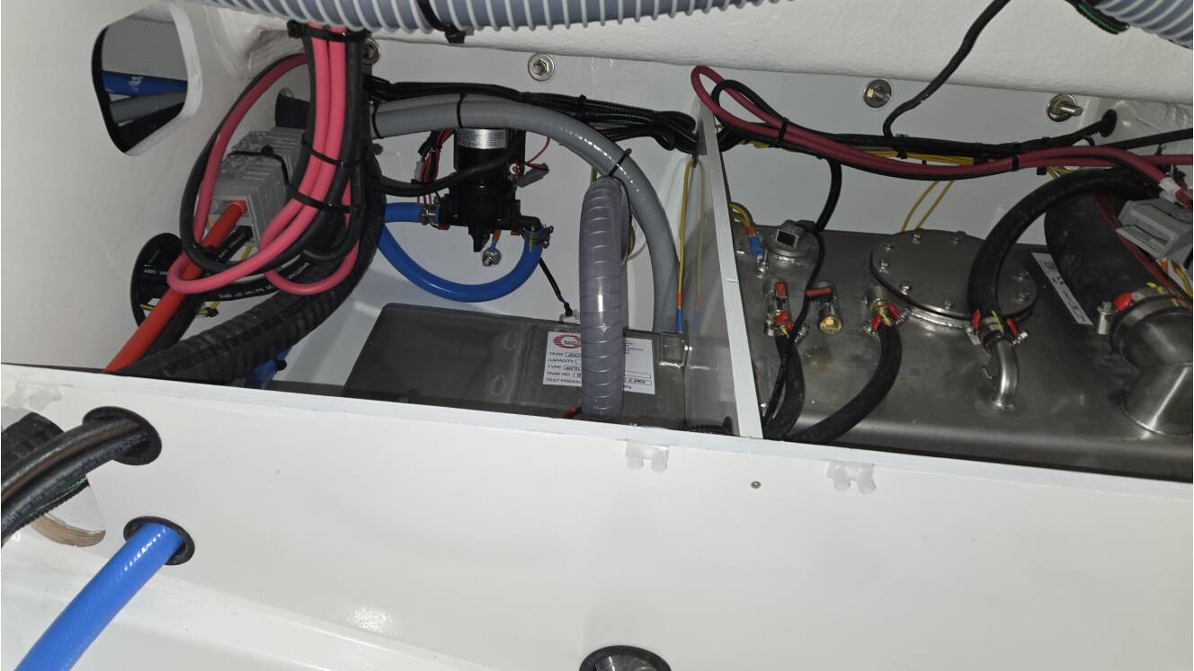A photo of this 2026 Beneteau Antares 9
