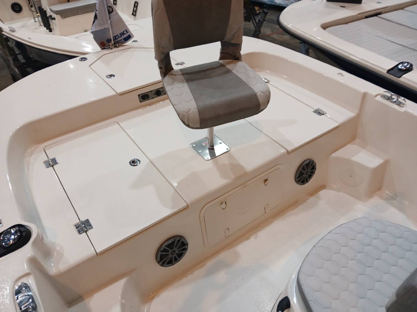 A photo of this 2026 Carolina Skiff 19 LS