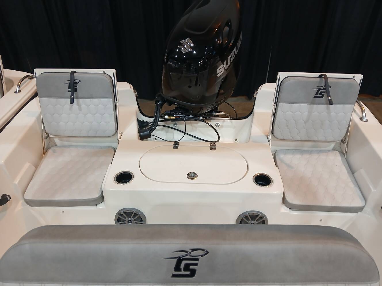 A photo of this 2026 Carolina Skiff 19 LS