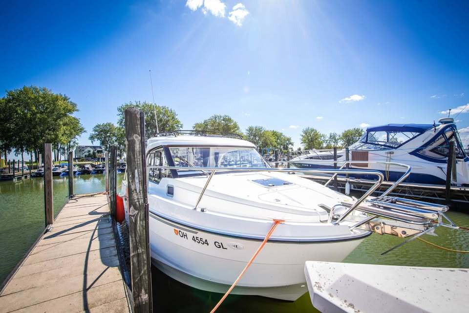 2023 Beneteau Antares 8 NAN in vermilion OH