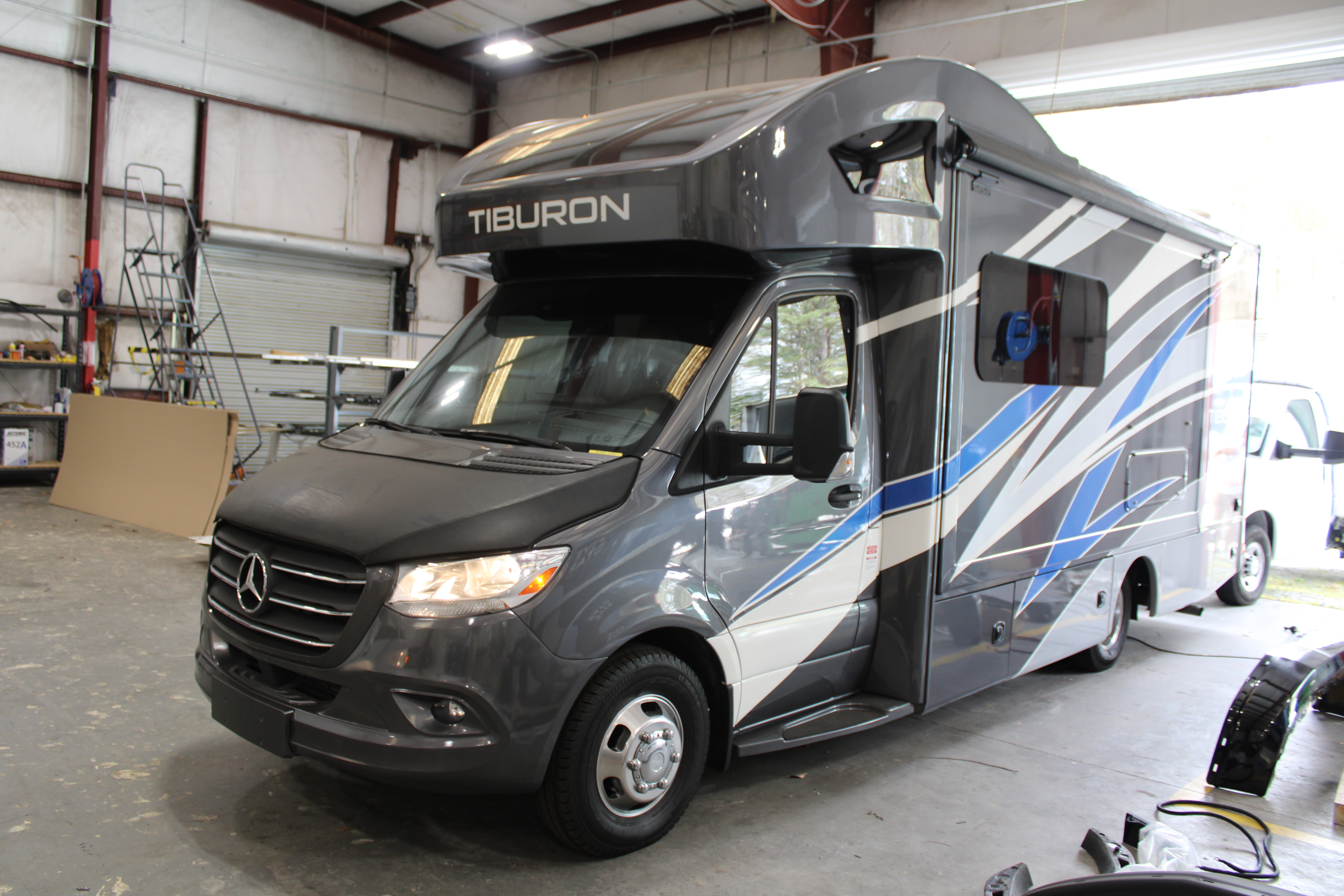 2023 Thor Motor Coach TIBURON SPRINTER 24FB RV